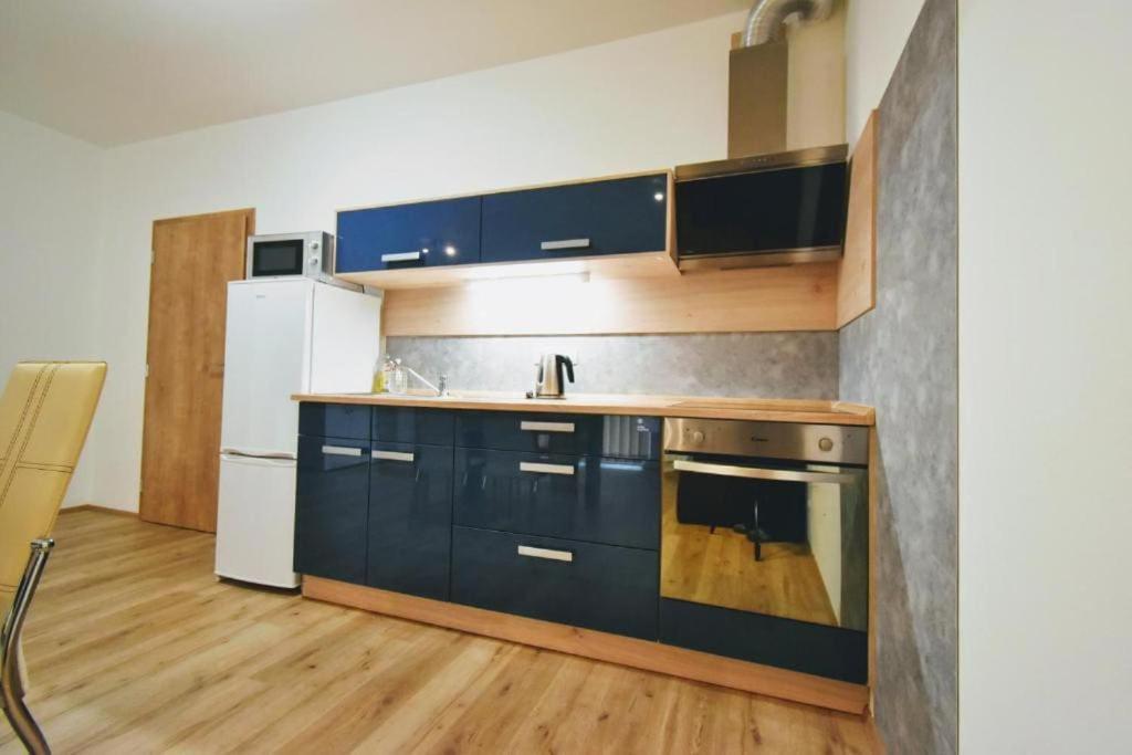 Moderni Apartman Horni Marsov - By Alka Exterior foto
